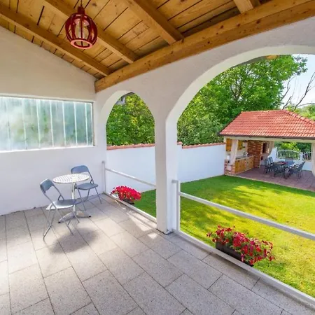 Holiday home Zlatar Next To Buna River Blagaj